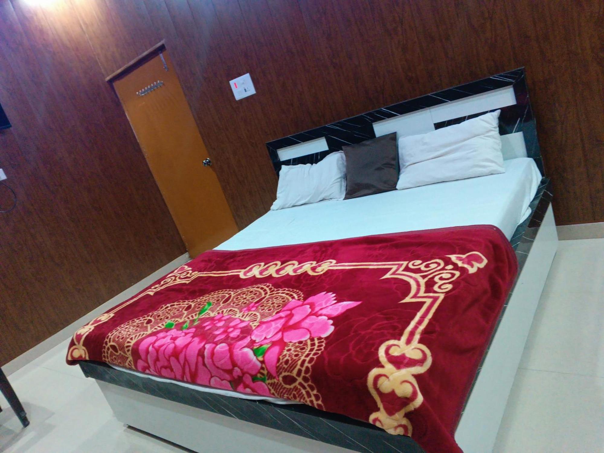La Ayodhya Residency Hotel Exterior foto