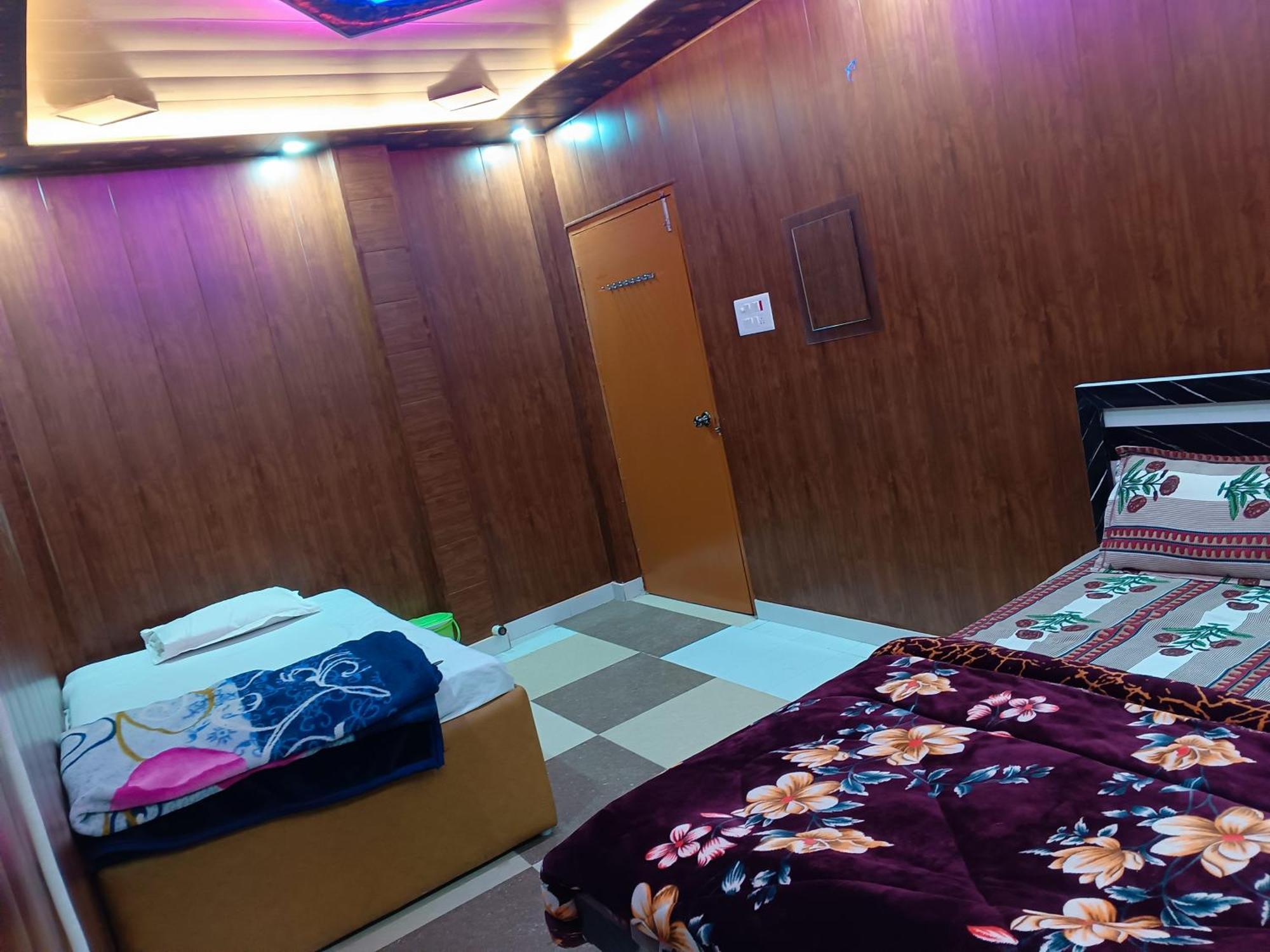 La Ayodhya Residency Hotel Exterior foto